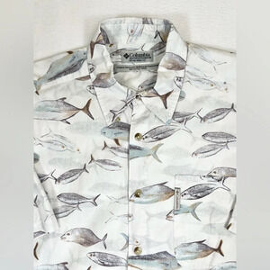 COLUMBIA Men’s White All Over Pattern Fish Print Short Sleeve Button Down Size L